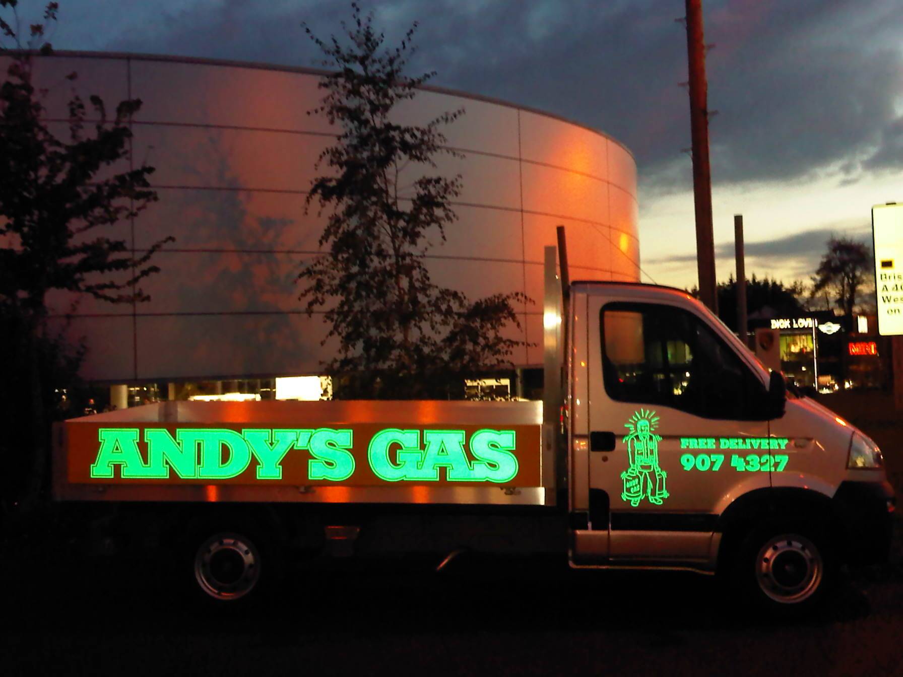 Andy's Gas (((FREE DELIVERY)))